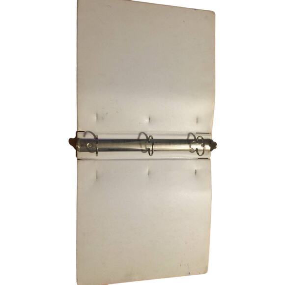 Collectable‎ Hello Kitty Binder - Picture 3 of 4